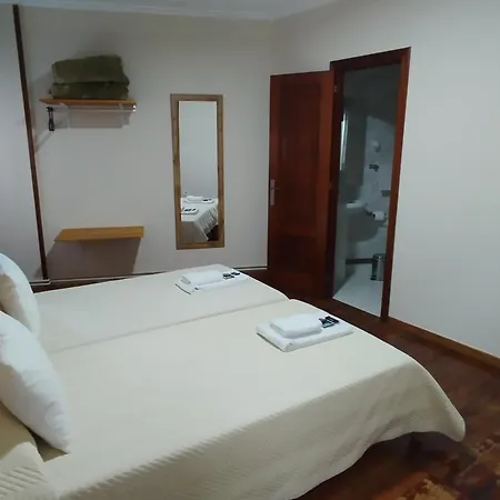 813 Palas de Rei